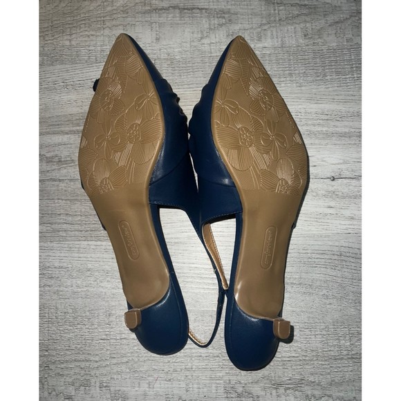 Navy blue Comfortview Women's Wide Width The Tia Slingback Shoes - Picture 6 of 7